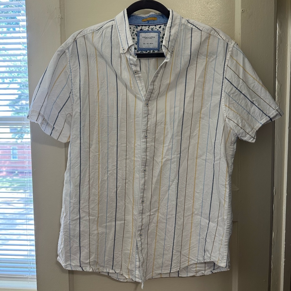 Men's Short Sleeve Button Down